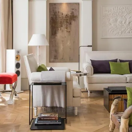 Luxury Montmartre 2br By Airsuite * باريس