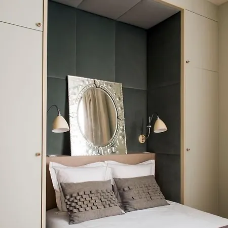 Luxury Montmartre 2br By Airsuite باريس